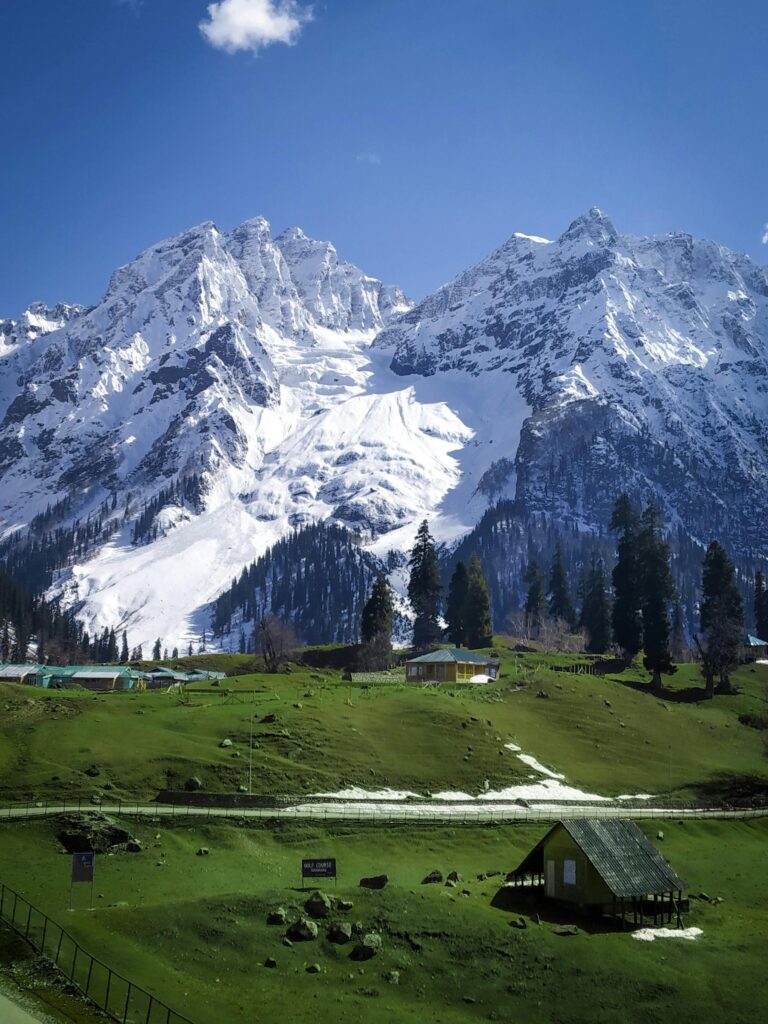 Kashmir Group Tour Package